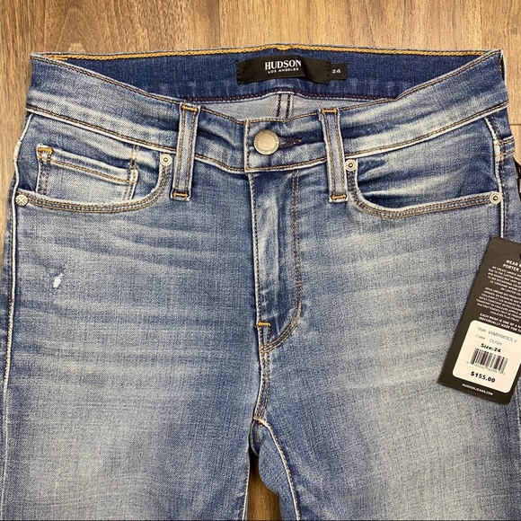 NWT! Hudson Amelia Knee Shorts Raw Hem Sz 24 - Picture 3 of 8